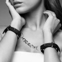 Kajdanki - Bijoux Indiscrets Maze Thin Handcuffs Black Bijoux Indiscrets