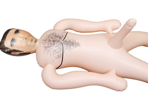 Dmuchana Lalka - Seksowny Listonosz Z Wielkim 20 cm Penisem Kemis Dmuchana Lalka - Seksowny Listonosz Z Wielkim 20 cm Penisem Kemis
