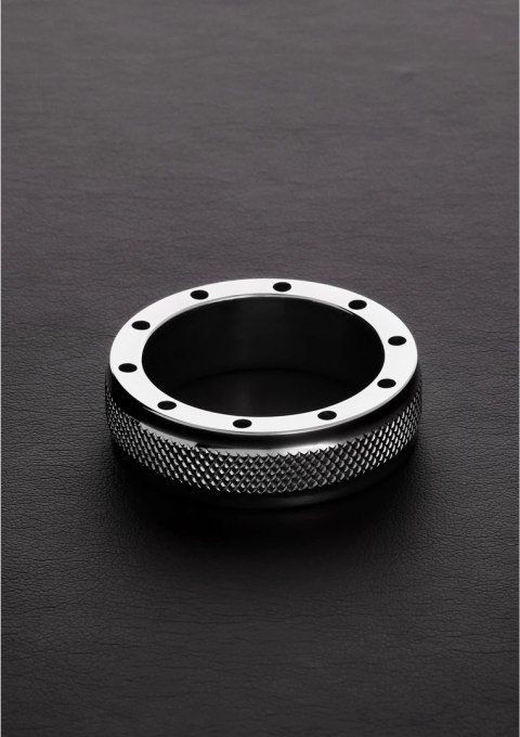 Steel - Pierścień erekcyjny z 11 otworami wentylacyjnymi - 0.6 x 2.2 / 15 x 55 mm Steel by Shots Steel - Pierścień erekcyjny z 11 otworami wentylacyjnymi - 0.6 x 2.2 / 15 x 55 mm Steel by Shots