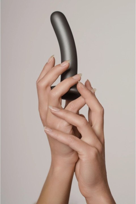 Ouch! - Wąskie silikonowe dildo z przyssawką 12 cm Ouch! by Shots Ouch! - Wąskie silikonowe dildo z przyssawką 12 cm Ouch! by Shots