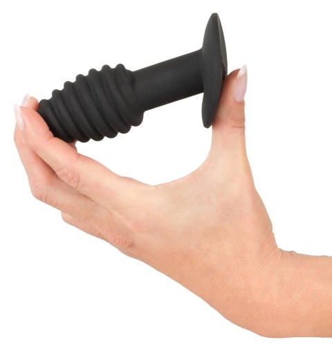 Black Velvets - Korek Analny Twist Butt Z Rowkami I Wibracjami 10 Cm Black Velvets Black Velvets - Korek Analny Twist Butt Z Rowkami I Wibracjami 10 Cm Black Velvets
