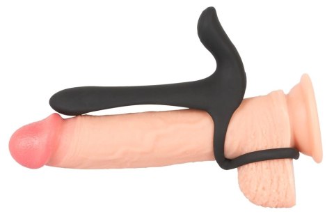 Black Velvets - Pierścień Na Penisa Ze Stymulatorem Łechtaczki 14 Cm Black Velvets Black Velvets - Pierścień Na Penisa Ze Stymulatorem Łechtaczki 14 Cm Black Velvets