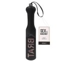 Sportsheets - Sex & Mischief Packa Z Napisem Brat Sportsheets