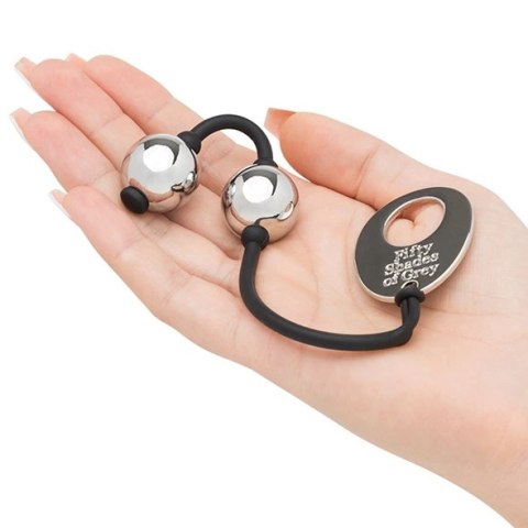 Metalowe kulki gejszy - Fifty Shades of Grey Inner Goddess Mini Pleasure Balls Fifty Shades of Grey Metalowe kulki gejszy - Fifty Shades of Grey Inner Goddess Mini Pleasure Balls Fifty Shades of Grey